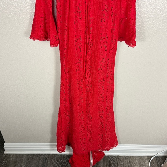House of CB Belle Red Off Shoulder Floral Lace Maxi Dress - Picture 8 of 9